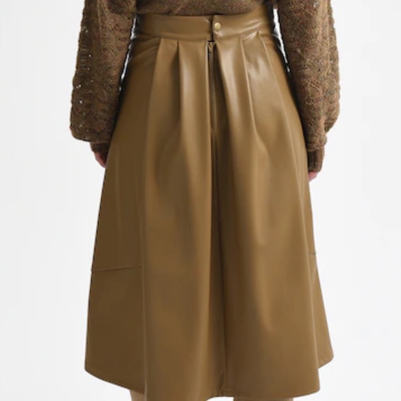 Molly Bracken NWT faux leather midi skirt - Picture 6 of 6